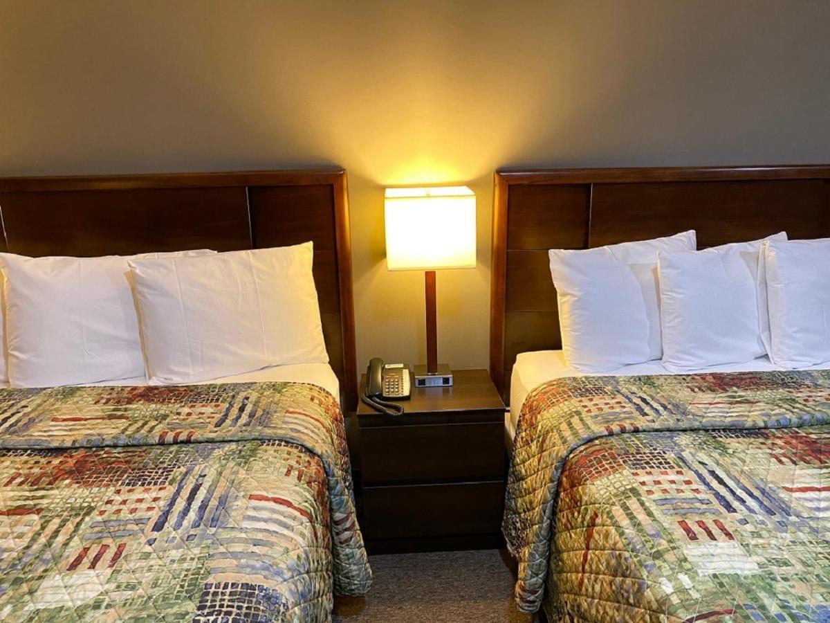 Hotel Dushore Kültér fotó
